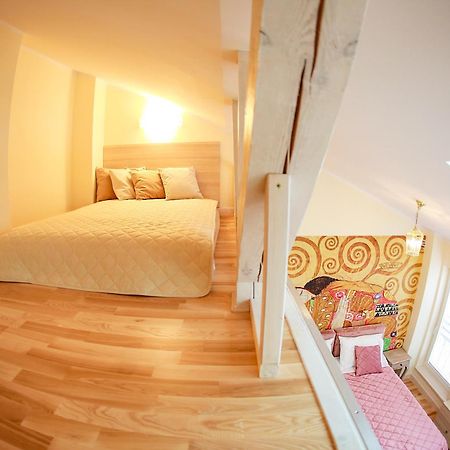 Sky&Light Apartments كراكوفيا المظهر الخارجي الصورة