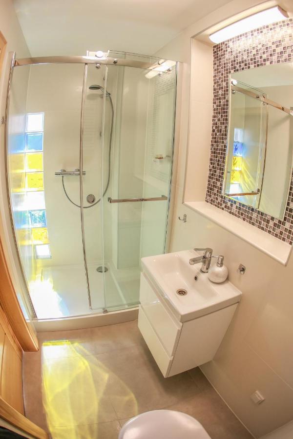 Sky&Light Apartments كراكوفيا المظهر الخارجي الصورة